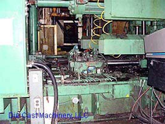 Detailed Pictures of HPM Cold Chamber Die Casting Machine DCMP-1587