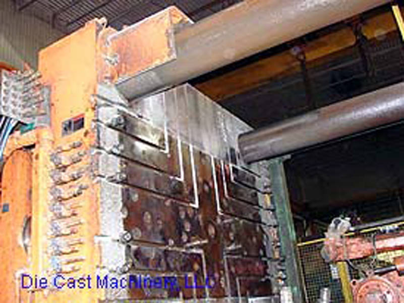 Detailed Pictures of HPM Cold Chamber Die Casting Machine DCMP-1587
