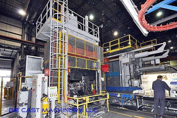 Detailed Pictures of Buhler Squeeze Cast Die Casting Machine DCMP-2004