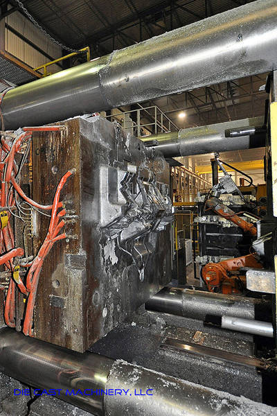 Detailed Pictures of Buhler Squeeze Cast Die Casting Machine DCMP-2004