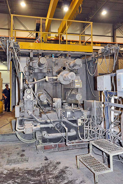 Picture of Buhler Horizontal Clamp Vertical Shot (HVSC) Cold Chamber Aluminum Squeeze Cast/Semi-Solid Die Casting Machine DCMP-2008