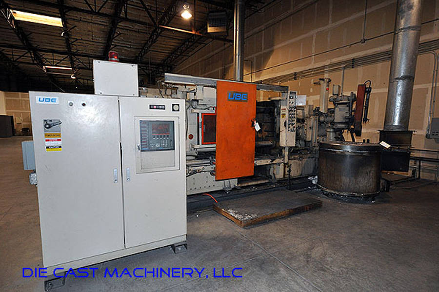 Detailed Pictures of Ube Cold Chamber Die Casting Machine DCMP-2204 Detailed Pictures of Ube Cold Chamber Die Casting Machine DCMP-2204