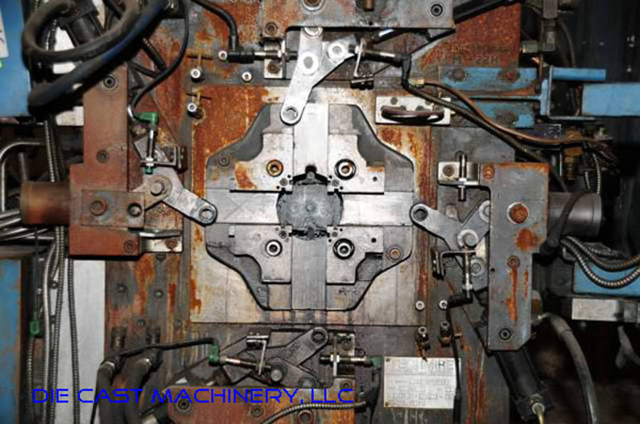 Picture of Techmire 22H Multi-slide Hot Chamber Miniature Zinc (Zamak) High Pressure Die Casting Machine For_Sale DCMP-2329