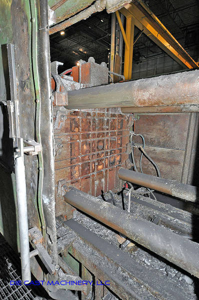 Detailed Pictures of HPM Cold Chamber Die Casting Machine DCMP-2387