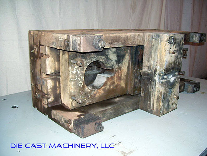 Detailed Pictures of DME Heavy Duty, Double Unit, Cold Chamber Aluminum master unit die holder DCMP-2406