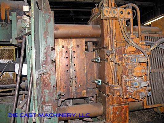 Detailed Pictures of Birch Cold Chamber Die Casting Machine DCMP-2500