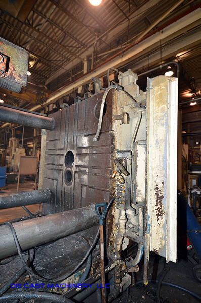 Detailed Pictures of HPM Cold Chamber Die Casting Machine DCMP-2647