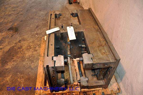 Image of DME Model DC-1518-Z-HD Heavy Duty, Double Unit, Hot Chamber Zinc master unit die holder For_Sale DCM-2807