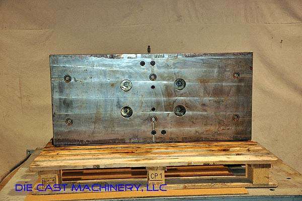 Detailed Pictures of DME Heavy Duty, Double Unit, Hot Chamber Zinc master unit die holder DCMP-2807