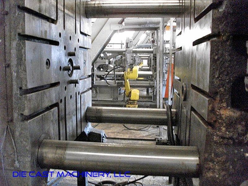 Detailed Pictures of Toyo Machinery Cold Chamber Die Casting Machine DCMP-2898