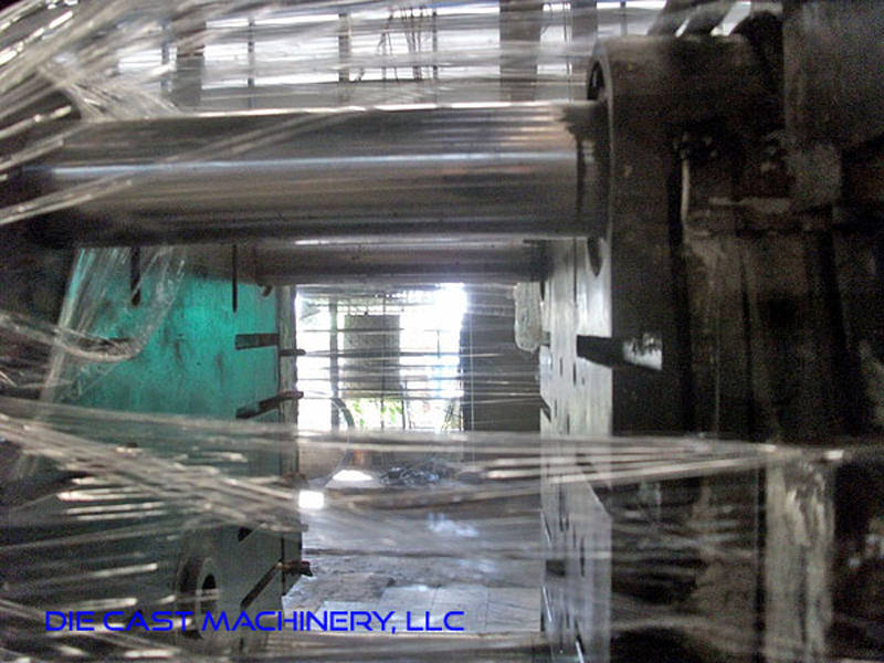 Detailed Pictures of Toshiba Cold Chamber Die Casting Machine DCMP-2907