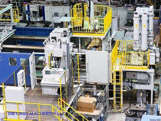 Detailed Pictures of Ube Cold Chamber Die Casting Machine DCMP-2967