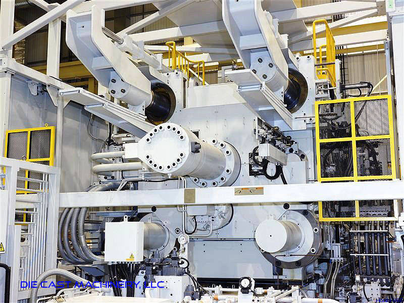 Detailed Pictures of Ube Cold Chamber Die Casting Machine DCMP-2967