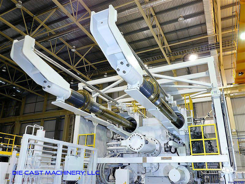 Detailed Pictures of Ube Cold Chamber Die Casting Machine DCMP-2967