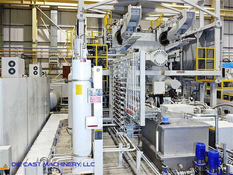 Detailed Pictures of Ube Cold Chamber Die Casting Machine DCMP-2967