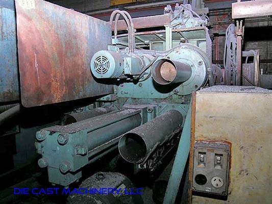 Detailed Pictures of Toshiba Cold Chamber Die Casting Machine DCMP-2990 Detailed Pictures of Toshiba Cold Chamber Die Casting Machine DCMP-2990