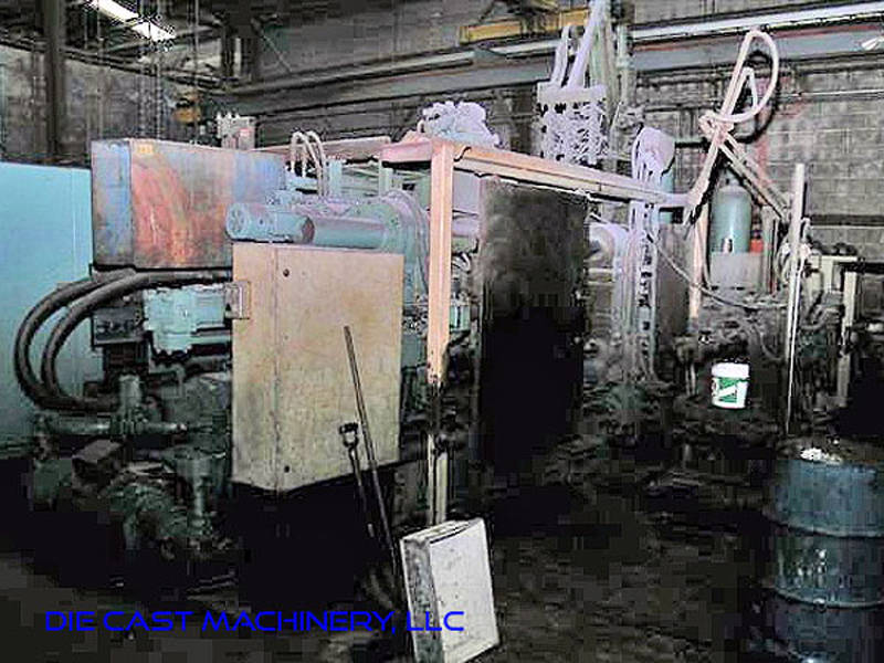 Detailed Pictures of Toshiba Cold Chamber Die Casting Machine DCMP-2990 Detailed Pictures of Toshiba Cold Chamber Die Casting Machine DCMP-2990