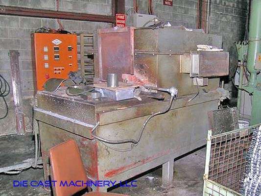 Detailed Pictures of Toshiba Cold Chamber Die Casting Machine DCMP-3011 Detailed Pictures of Toshiba Cold Chamber Die Casting Machine DCMP-3011