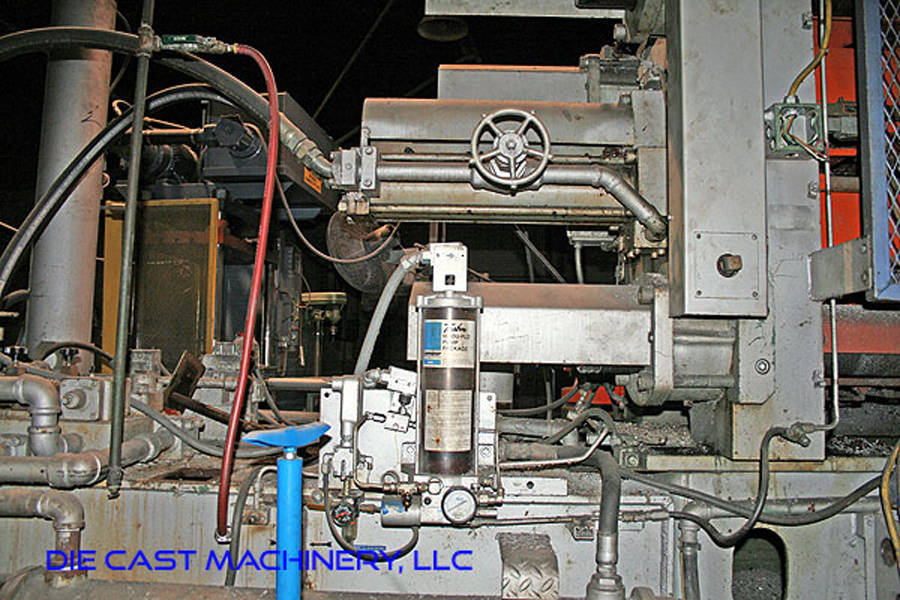 Picture of Kux Horizontal Cold Chamber Aluminum High Pressure Electric Motor Rotor Die Casting Machine DCMP-3016