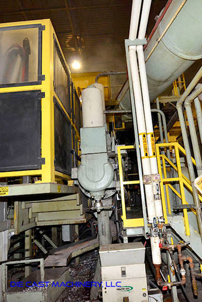 Detailed Pictures of Toshiba Cold Chamber Die Casting Machine DCMP-3021