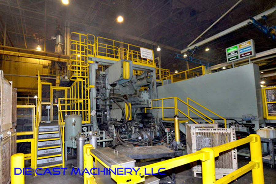 Detailed Pictures of Toshiba Cold Chamber Die Casting Machine DCMP-3021