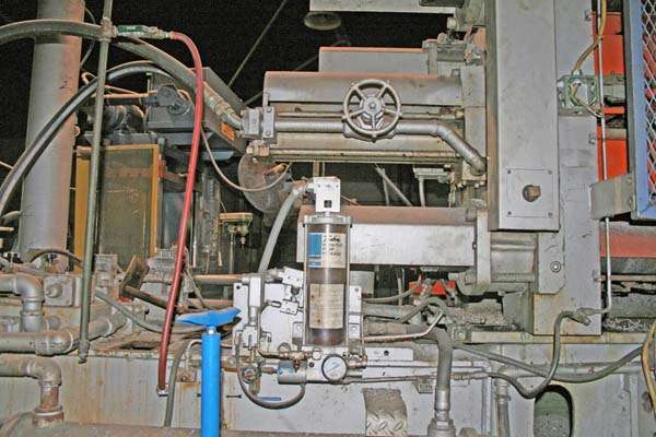 Detailed Pictures of Kux Machinery Cold Chamber Die Casting Machine DCMP-3026 Detailed Pictures of Kux Machinery Cold Chamber Die Casting Machine DCMP-3026