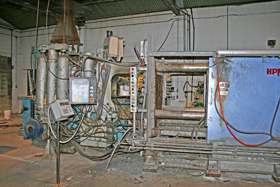 Detailed Pictures of Kux Machinery Cold Chamber Die Casting Machine DCMP-3026 Detailed Pictures of Kux Machinery Cold Chamber Die Casting Machine DCMP-3026