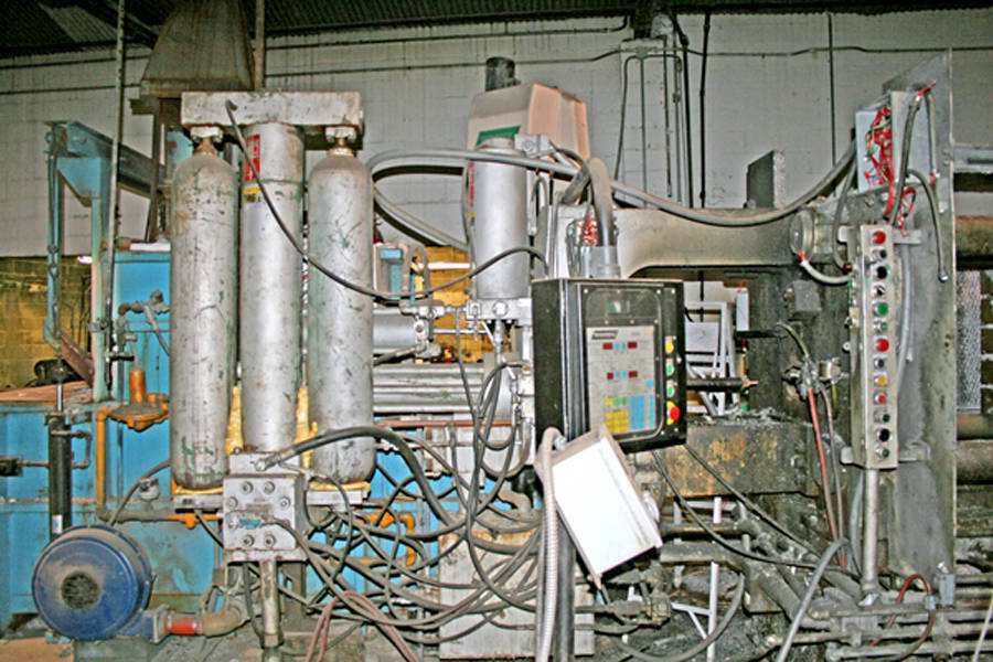 Detailed Pictures of Kux Machinery Cold Chamber Die Casting Machine DCMP-3026 Detailed Pictures of Kux Machinery Cold Chamber Die Casting Machine DCMP-3026