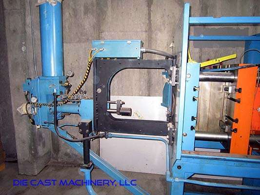 Detailed Pictures of National Cold Chamber Die Casting Machine DCMP-3031 Detailed Pictures of National Cold Chamber Die Casting Machine DCMP-3031