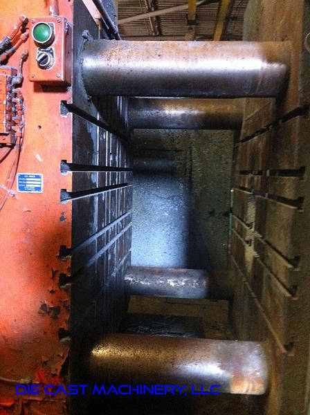 Picture of HPM Horizontal Hot Chamber Zinc (Zamak) High Pressure Die Casting Machine DCMP-3100