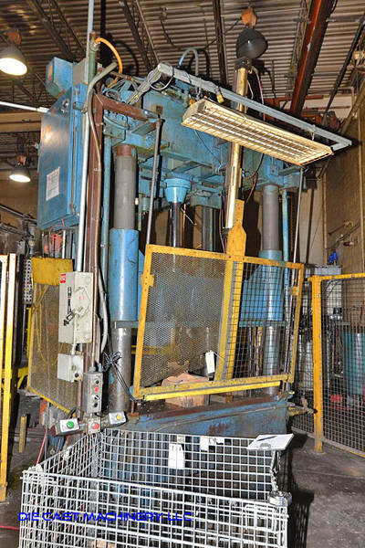 Picture of Dake Four Column (Post) Vertical Hydraulic Die Casting Trim Press DCMP-3193