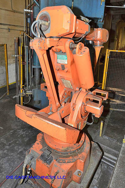 Picture of ABB Six Axis Foundry Rated Industrial Robot with Extractor Package/Gripper for Extracting Die Castings DCMP-3195
