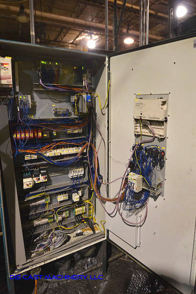 Detailed Pictures of Reis Trim Press Three Column (Post) Vertical Hydraulic Die Casting Trim Press DCMP-3196 Detailed Pictures of Reis Trim Press Three Column (Post) Vertical Hydraulic Die Casting Trim Press DCMP-3196