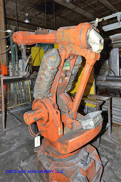 Picture of ABB IRB 6400 Six Axis Foundry Rated Industrial Robot with Extractor Package/Gripper for Extracting Die Castings For_Sale DCMP-3206