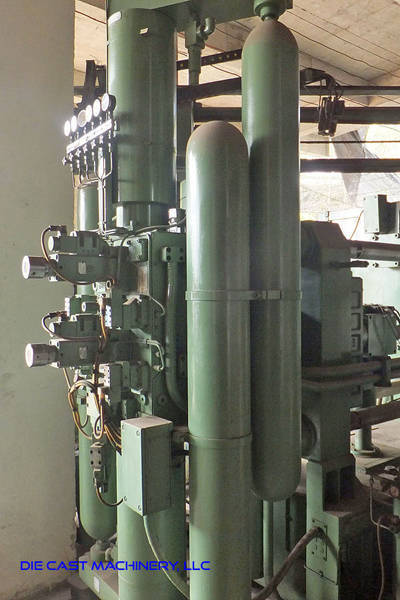 Detailed Pictures of Italpresse Cold Chamber Die Casting Machine DCMP-3261