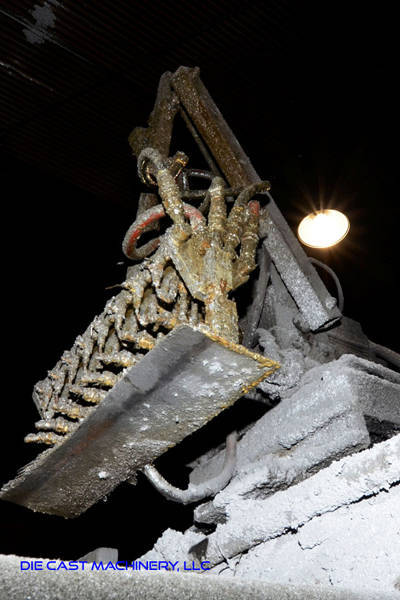 Image of Horizontal Cold Chamber Aluminum/Magnesium Capable High Pressure Die Casting Machine For_Sale DCM-3306