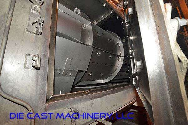 Detailed Pictures of Wheelabrator 3-Wheel Flow Through Shot Blast Machine DCMP-3399