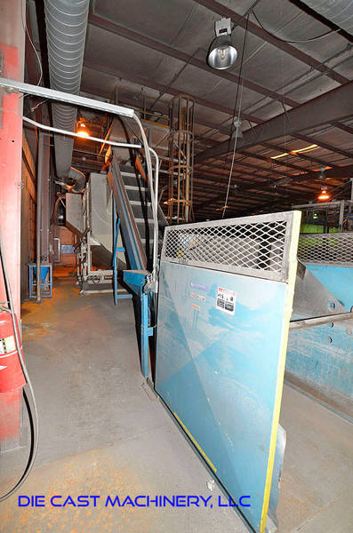 Detailed Pictures of Wheelabrator 3-Wheel Flow Through Shot Blast Machine DCMP-3399