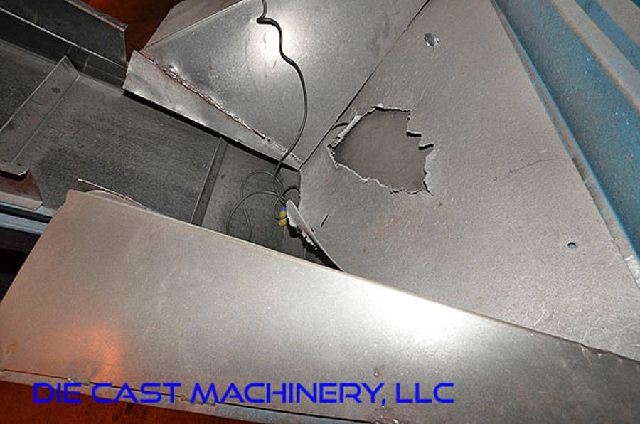 Detailed Pictures of Wheelabrator 3-Wheel Flow Through Shot Blast Machine DCMP-3399