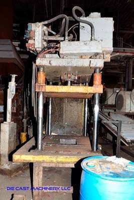 La Foto De Modelo Metal Mechanics 50 DCMP-3430