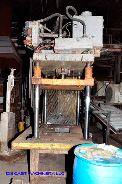 La Foto De Metal Mechanics Modelo 50 Prensa de Recorte de Fundición Vertical En_Venta DCM-3430