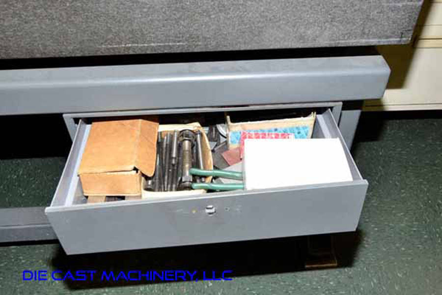 Detailed Pictures of Giddings & Lewis (Machine_Type_Short) DCMP-3445