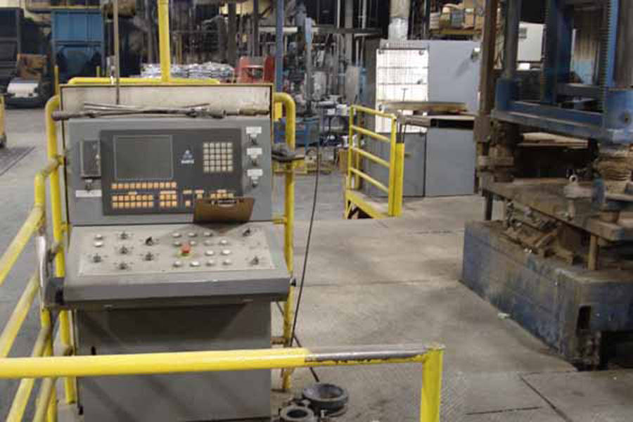 Picture of Kurtz Vertical Low Pressure Permanent Mold Aluminum Die Casting Machine DCMP-3528