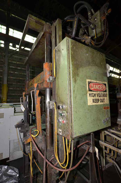 Image of Metal Mechanics Model 35-T Vertical Die Cast Trimming Press For_Sale DCM-3558