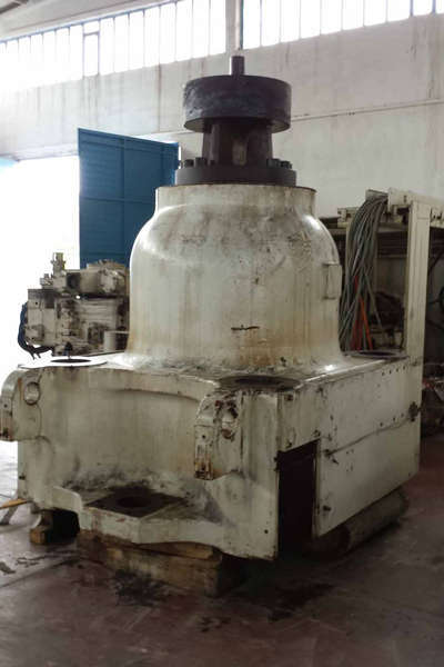 Detailed Pictures of Ube Squeeze Cast Die Casting Machine DCMP-3593 Detailed Pictures of Ube Squeeze Cast Die Casting Machine DCMP-3593