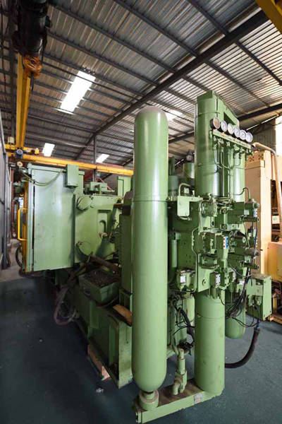 Detailed Pictures of Italpresse Cold Chamber Die Casting Machine DCMP-3618