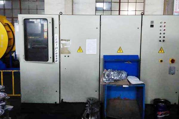 Detailed Pictures of Italpresse Cold Chamber Die Casting Machine DCMP-3634