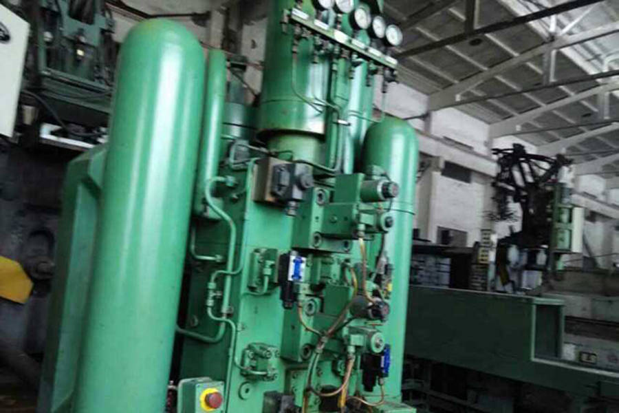 Detailed Pictures of Italpresse Cold Chamber Die Casting Machine DCMP-3634