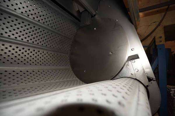 Image of Batch Type Rubber Belt Tumble Blast Abrasive Shot Blast & Peening Machine For_Sale DCM-3701