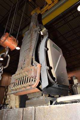 Detailed Pictures of Prince Cold Chamber Die Casting Machine DCMP-3716